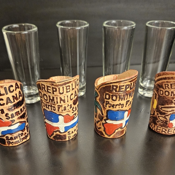 Shot Glass Set with Leather Wrap Dominican Republic - Picture 2 of 2